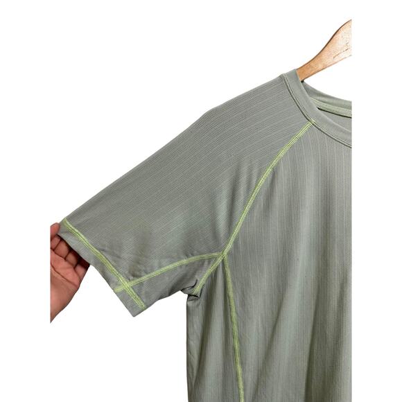 Lululemon Mens short sleeve green Athletic T-Shirt size M - Picture 3 of 5